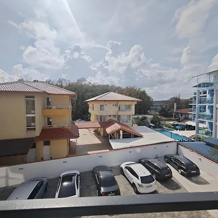 Wave Hotel 3*