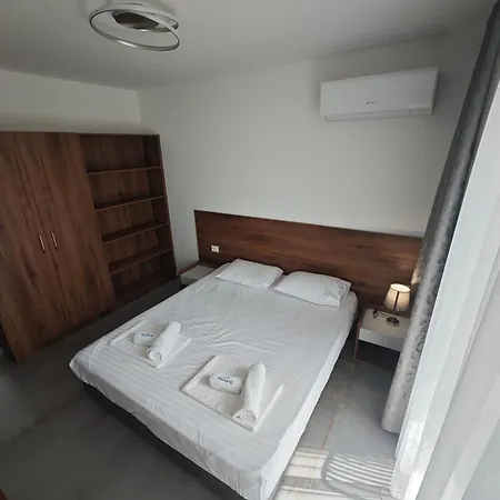 Wave Hotel
