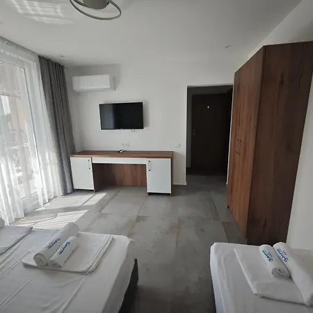 Hotel Wave 3*